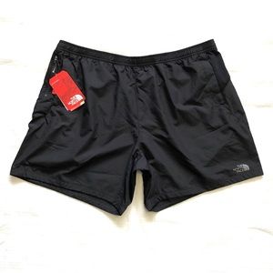 Men’s Black Fitness Shorts with zip pocket